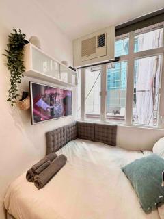 Flat D, private bathroom and kitchen pantry - Hong Kong - 7