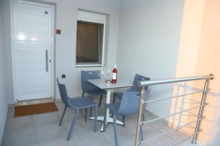 Coral Boutique Apartments - Ofrínion - 8