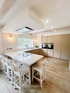 Luxury Large Family Home in Edinburgh - Edinburgh - 4