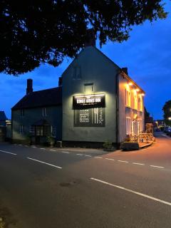 Kings Arms Inn - Stratton on the Fosse - 0