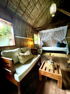 Bungalow à louer AVEC CUISINE ÉQUIPÉE sur plage privée , RAVENALA - Ile aux Nattes - 5