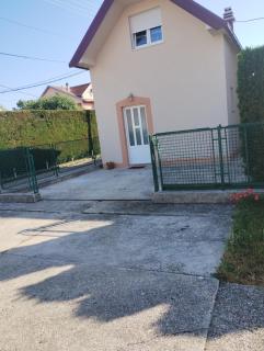 Apartments Komfor Plus - 9