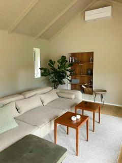 Modern Summer House Near Gudmindrup Beach - Højby - 7