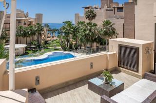 BP7C.2A Beachfront Penthouse with Private Pool - 0