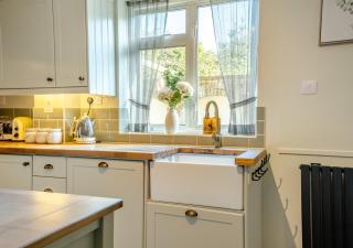 Hawthorn Cottage - Norton Green - Freshwater - 6