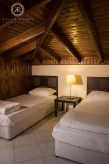 Room in Apartment - Kappa Rooms Penthouse Apartment - Nea Kallikratia - 4