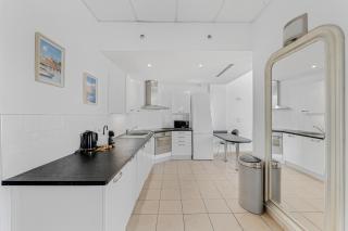 Spacieux 4 chambre Forville, à 5 minutes du palais - 1