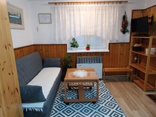 Domček pri vodopáde - 5