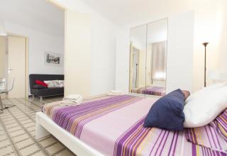 3 bedroom apartment next to Plaza - 2