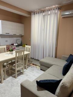 Centrum Apartment - Tirana - 6