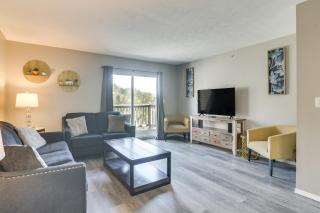 2 Mi to Table Rock Lake Branson Condo with Balcony! - Branson - 0