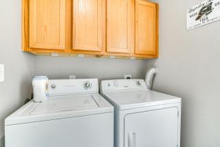 2 Mi to Table Rock Lake Branson Condo with Balcony! - Branson - 2