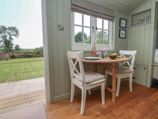 The Garden Hut - Wrexham - 8