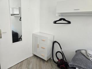 Apartment in Krefeld City with Balcony - Krefeld - 4