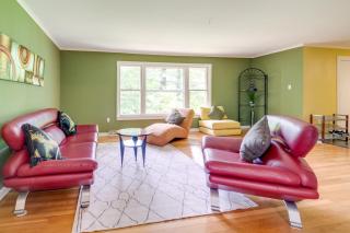 Access to Lake Barcroft Falls Church Family Apt - Falls Church - 8
