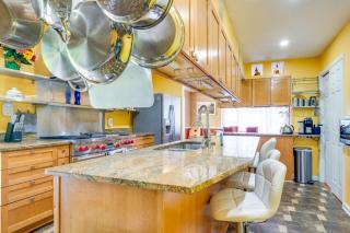 Access to Lake Barcroft Falls Church Family Apt - Falls Church - 2