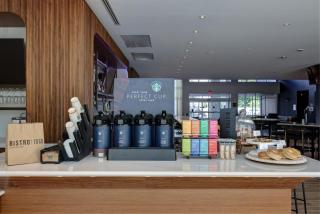 Courtyard by Marriott Iowa City University Heights - Iowa City - 9