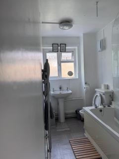 Toni's Hub - 2 bed City Centre Apartment - Derby - 3