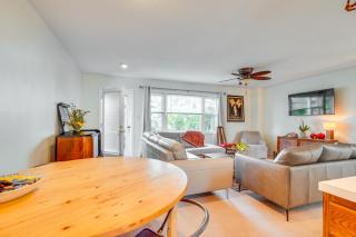 2 Blocks to Beach Walkable Woodmont Village Home - 2