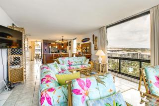 Island Views Oceanfront Kaanapali Beach Penthouse - 1