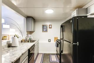 7 Mi to Dtwn Charming Couples Cove in Cincinnati - Cincinnati - 2