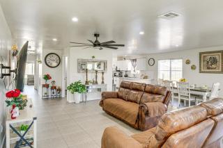 1 Mi to Rabobank Arena Home with Gazebo! - Bakersfield - 6