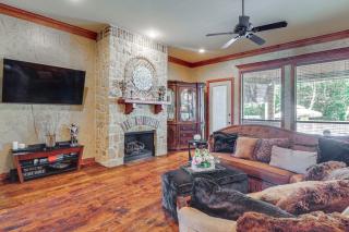 $Million Memories, New Pool and Spa Mansfield Gem! - Mansfield - 5