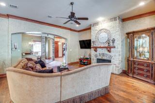 $Million Memories, New Pool and Spa Mansfield Gem! - Mansfield - 2