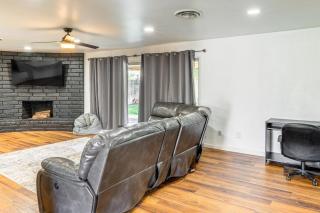 7 Mi to Dtwn Poolside Paradise in Bakersfield! - Bakersfield - 7