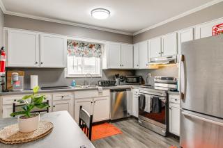 Spacious Home with Patio Near SC State and Claflin - 4