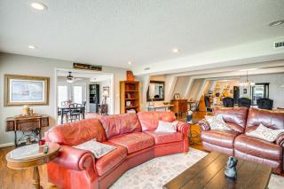 Boat and Swim Lake Guntersville Family Home - - 5