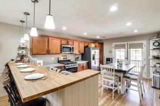 4 Mi to Lake Show Low Home with Hot Tub - Show Low - 8