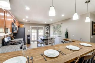 4 Mi to Lake Show Low Home with Hot Tub - Show Low - 2