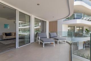 One Mambo 19, Beachfront Apartment - 3