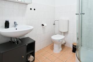 Bright City Apartment Free Parking & 2 Min to Subway - Vienne - 3