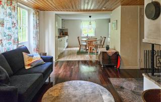 Beautiful Home In Älmhult With Kitchen - Älmhult - 9