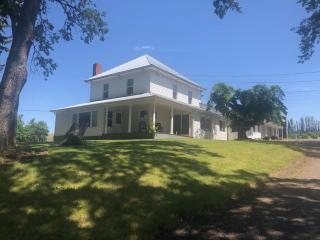 The Carroll House - Mosier - 7