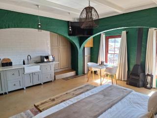 Cherry Nest - Dullstroom - 3