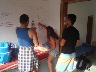 Aura surf camp & Hostel - Arugam Bay - 4