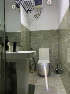 Ringruby Hotel, Eso Close - Ikeja - 1