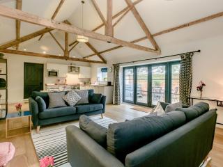 2 Bed in Cromer 41917 - Roughton - 0