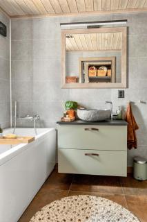 Stylish Edge-Of-Forest Cabin By The Water - Sarpsborg - 5