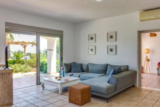 Villa Desire by Villa Plus - 1