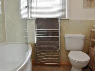 Albert Apartment - Poole - 1
