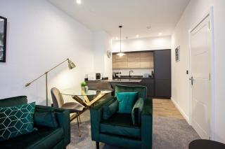 Fabulous 1 Bedroom Apartment in Bolton - Bolton - 4