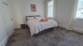 Violet House - Derry - 3