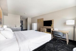 Days Inn & Suites by Wyndham Norton Shores Muskegon - Norton Shores - 7