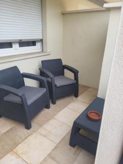 Bel appartement en RDC avec parking - Chassieu - 9