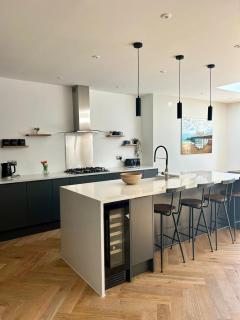 The Crescent Villa Lancing - 6