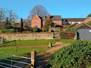 The Farmhouse - Newent - 0